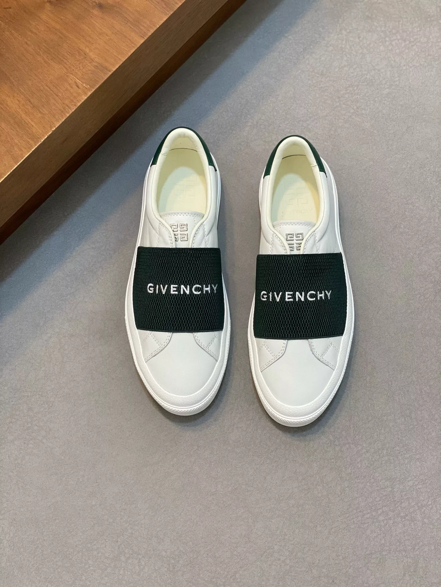 givenchy decontractees chaussures pour homme s_12b4a221